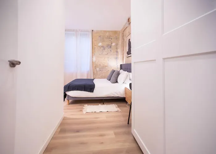 12ara1093- New & Spacious 3br Flat Barcelona