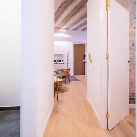 12ara1093- New & Spacious 3br Flat * Barcellona
