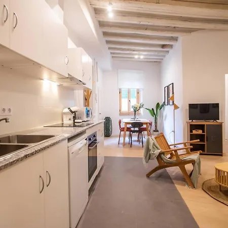 Appartamento 12ara1093- New & Spacious 3br Flat