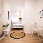 12ara1093- New & Spacious 3br Flat *